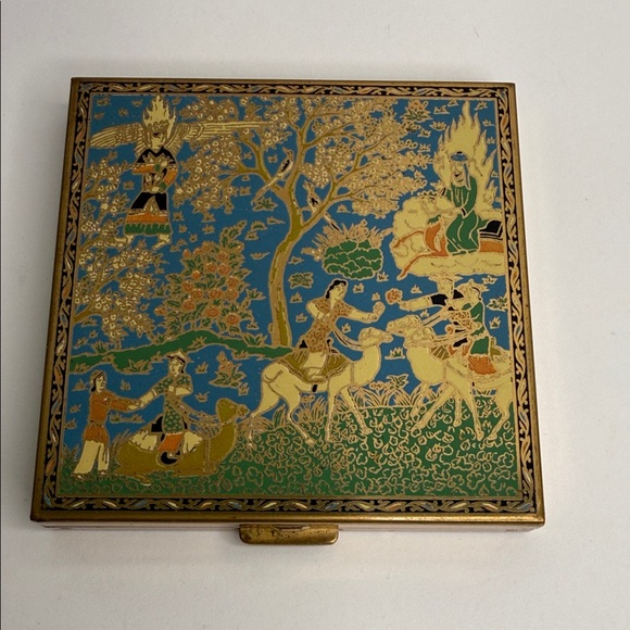 Volupte Other - Vintage 1950s Volupte enameled brass compact with mirror & powder puff